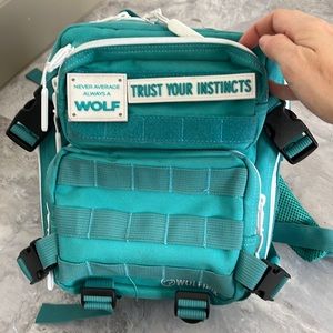 9L Wolfpak backpack in Tiffany Blue